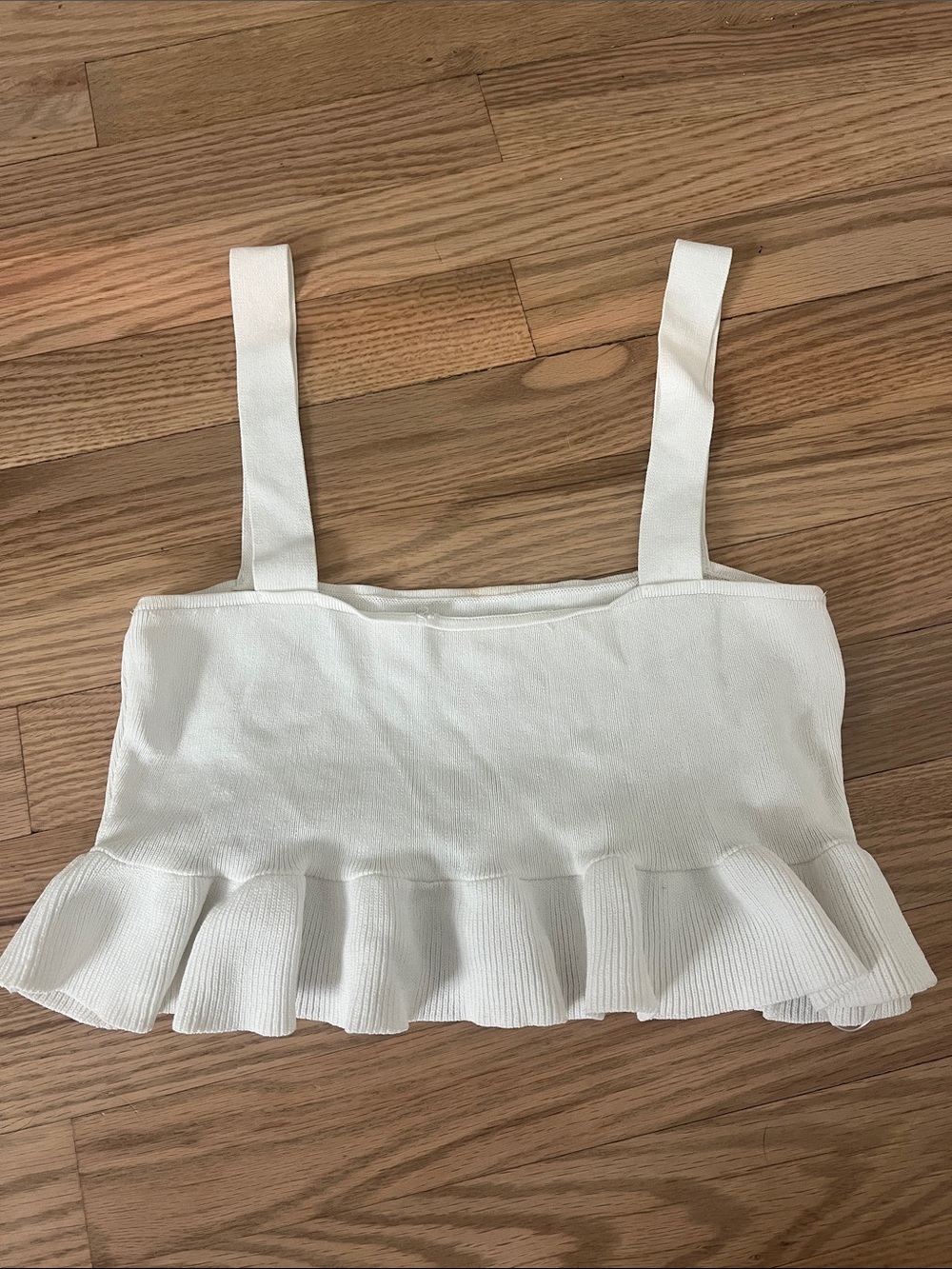 White Ruffled Crop Tank Top - Picture 3 of 4